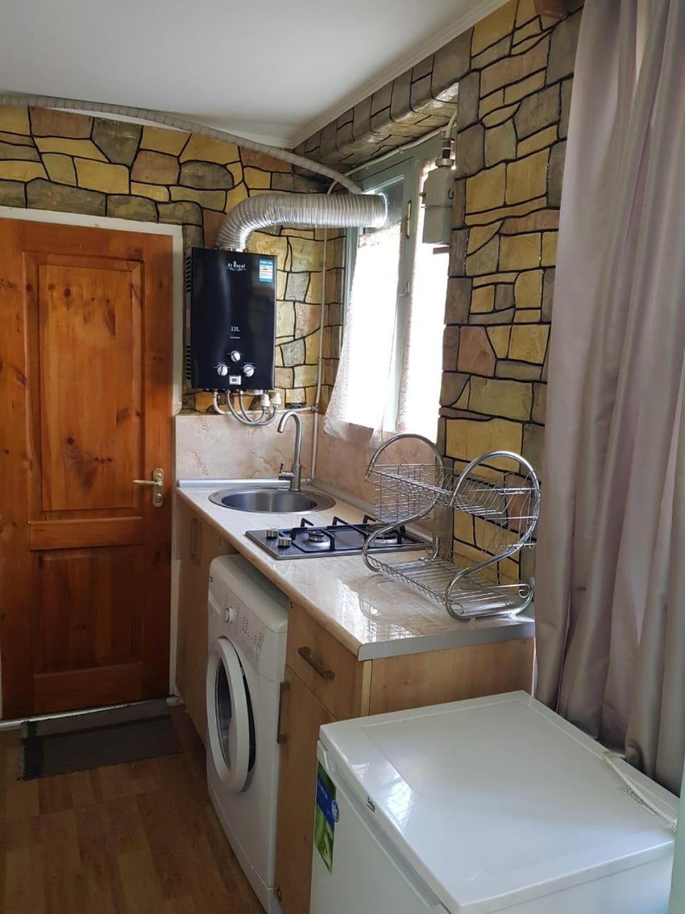 Old Yard Guest House Tbilisi Luaran gambar